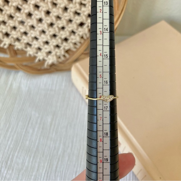 Vintage “Elsie” Gold Promise Ring Heart Reversible Dainty Petite Simple Elegant - Picture 13 of 14